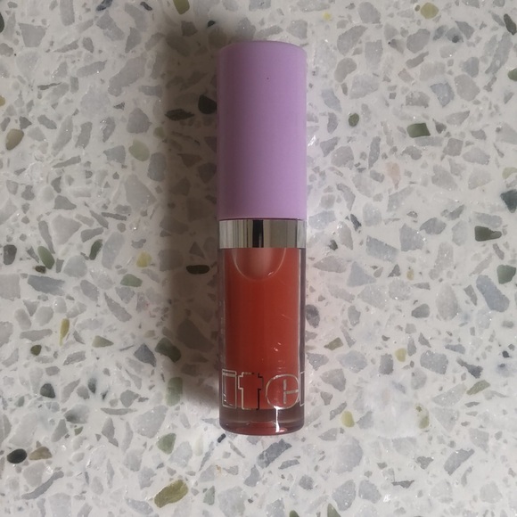 ITEM Beauty by Addison Rae Makeup Item Beauty By Addison Rae Lip